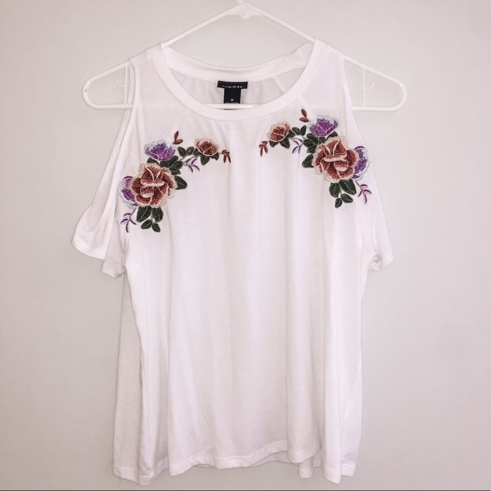 Rue 21 floral top